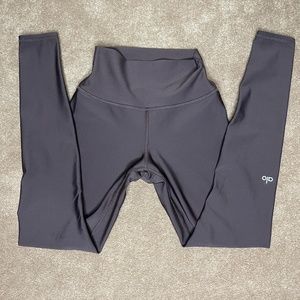 Alo Yoga Airlift Legging